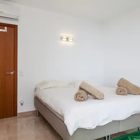 Villa Estrella Sea View *